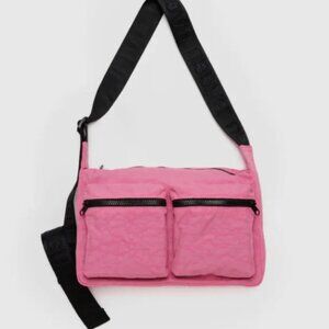 Baggu Medium Cargo Crossbody in Azalea Pink
